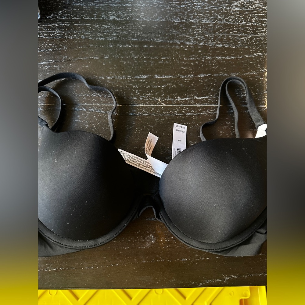 Victoria's Secret Black Padded Bra